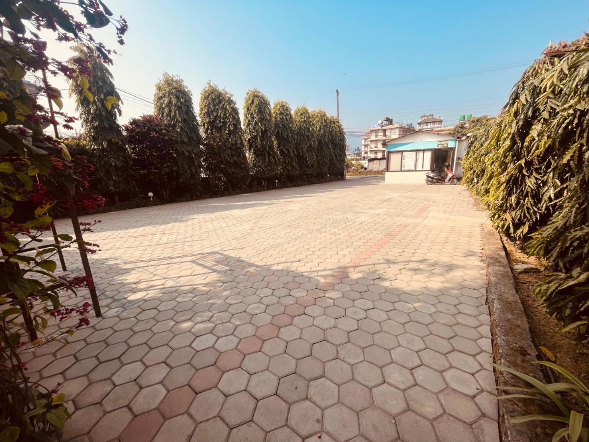 Paradise Mount Resort Pokhara Exterior foto